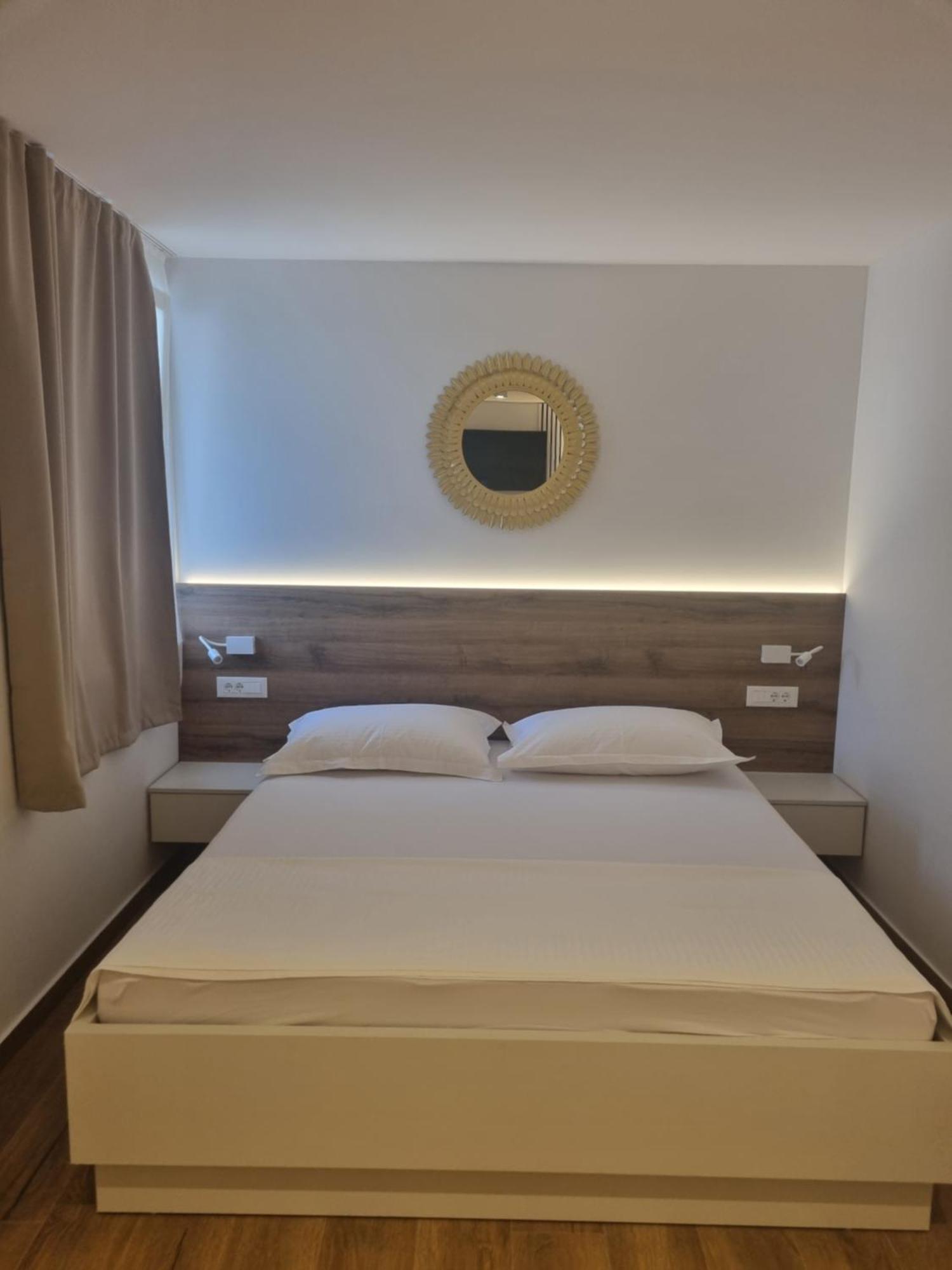Apartmani Sole Makarska Ngoại thất bức ảnh