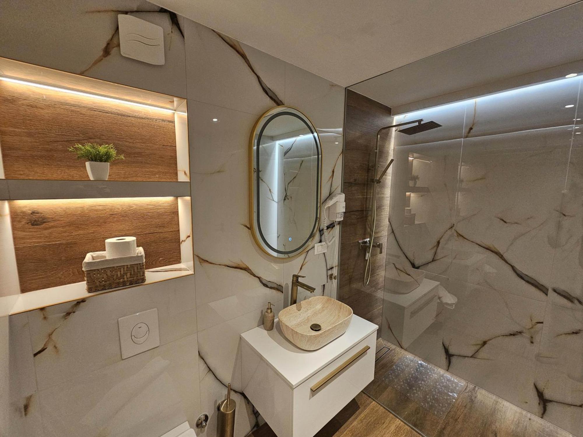 Apartmani Sole Makarska Ngoại thất bức ảnh
